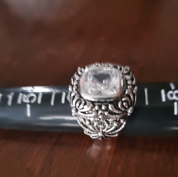 Vintage Chunky Etched Silver CZ Ring Sz 6.75 - Picture 2 of 2